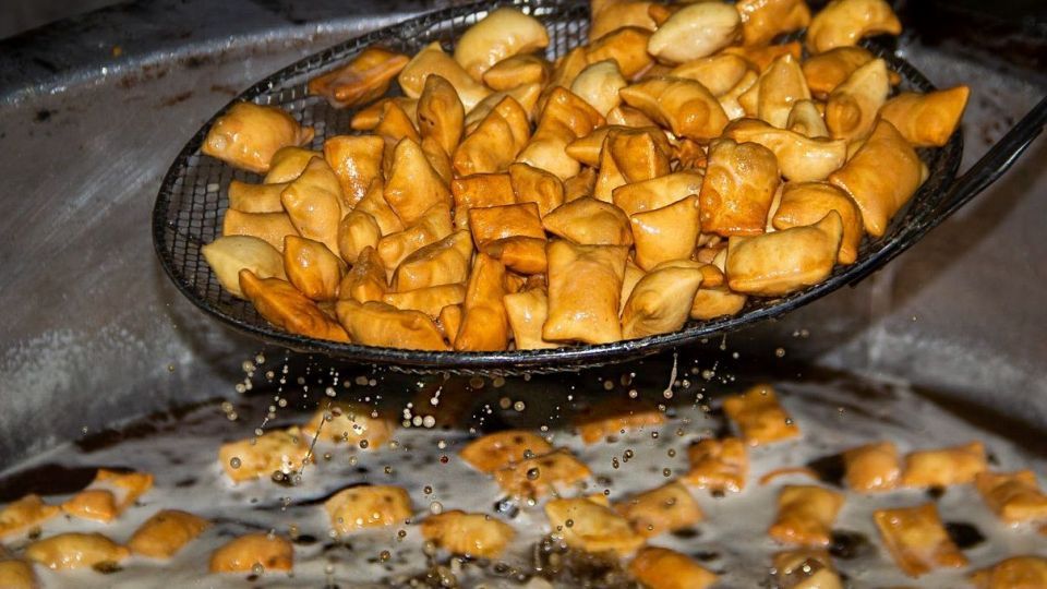 کارگاه تهیه زولبیا و بامیه در ماه رمضان کارگاه تهیه زولبیا و بامیه در ماه رمضان