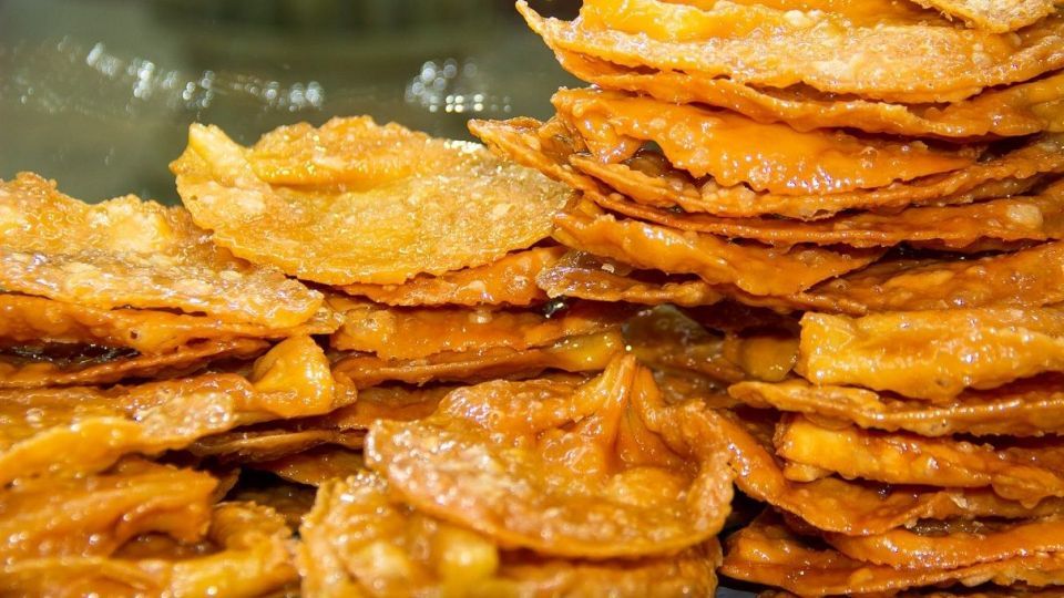 کارگاه تهیه زولبیا و بامیه در ماه رمضان کارگاه تهیه زولبیا و بامیه در ماه رمضان