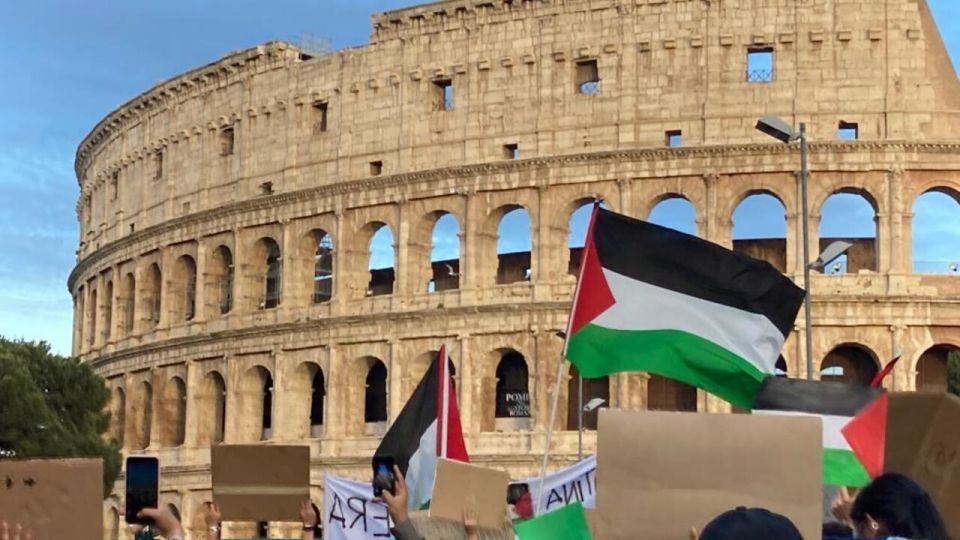 راهپیمایی دفاع از فلسطین در ایتالیا راهپیمایی دفاع از فلسطین در ایتالیا