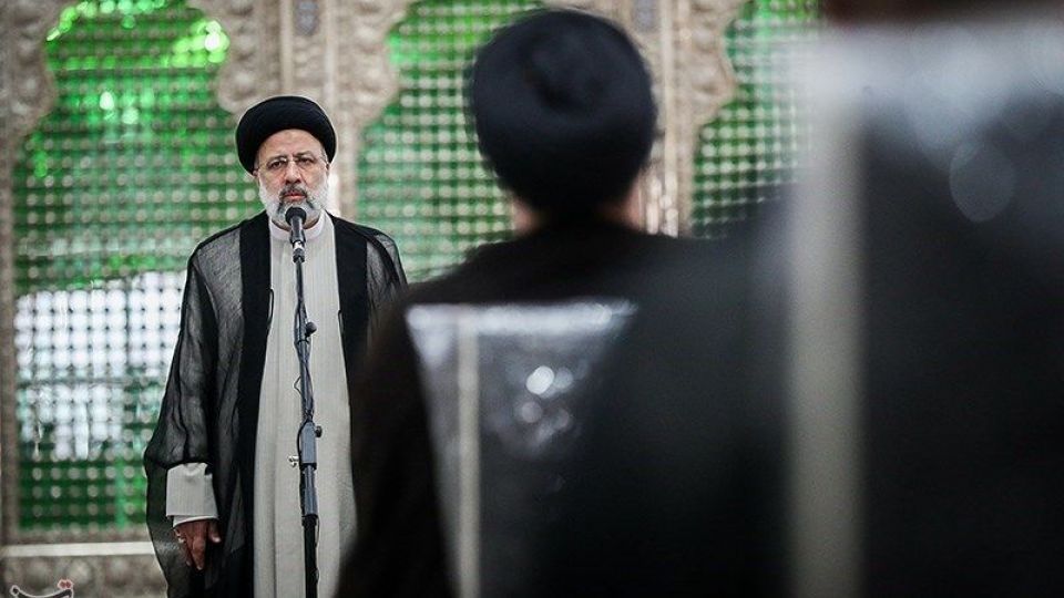 تجدید میثاق سید ابراهیم رئیسی با آرمانهای بنیانگذار انقلاب تجدید میثاق سید ابراهیم رئیسی با آرمانهای بنیانگذار انقلاب