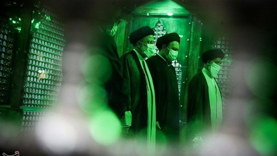 تجدید میثاق سید ابراهیم رئیسی با آرمانهای بنیانگذار انقلاب تجدید میثاق سید ابراهیم رئیسی با آرمانهای بنیانگذار انقلاب