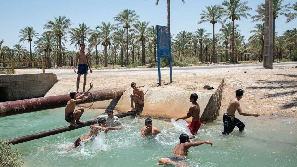فرار از گرمای تابستان بوشهر فرار از گرمای تابستان بوشهر