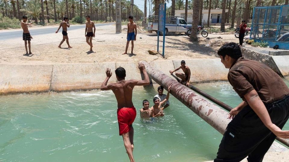 فرار از گرمای تابستان بوشهر فرار از گرمای تابستان بوشهر