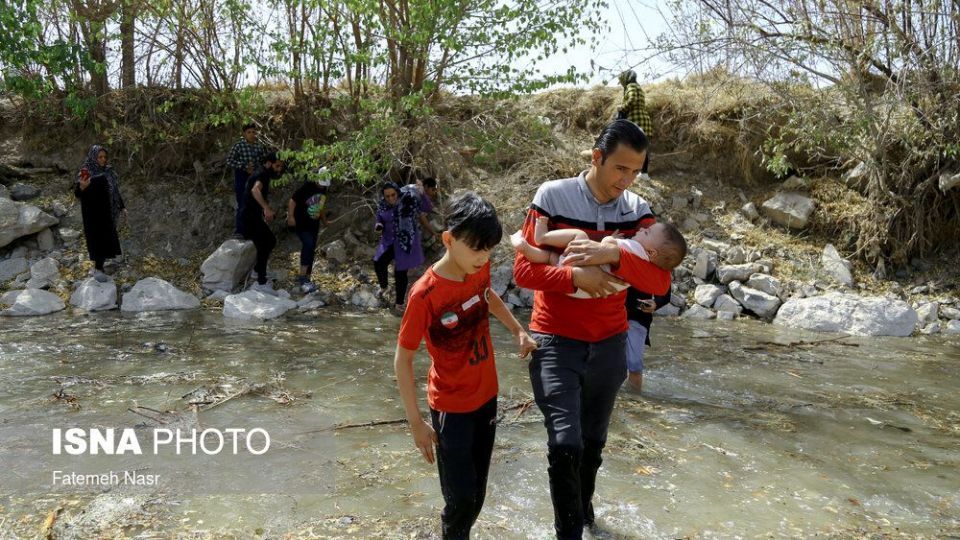 افزایش خروجی آب سد زاینده رود افزایش خروجی آب سد زاینده رود