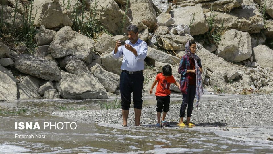 افزایش خروجی آب سد زاینده رود افزایش خروجی آب سد زاینده رود