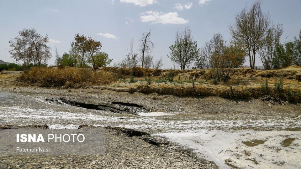افزایش خروجی آب سد زاینده رود افزایش خروجی آب سد زاینده رود