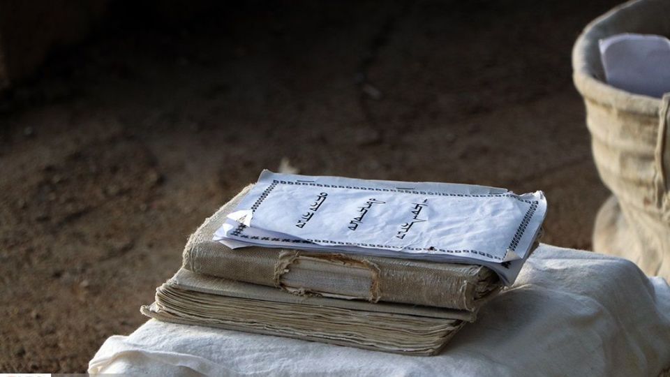 غسل تعمید کودکان مندایی در سوسنگرد غسل تعمید کودکان مندایی در سوسنگرد