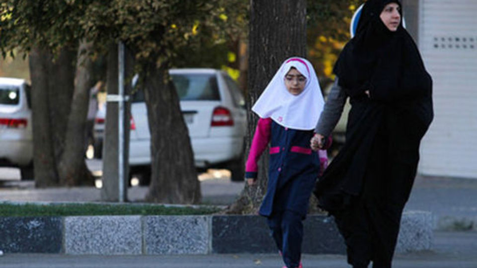 واکنش آموزش و پرورش به خبر عدم ارائه کارنامه دانشآموز به مادر واکنش آموزش و پرورش به خبر عدم ارائه کارنامه دانشآموز به مادر