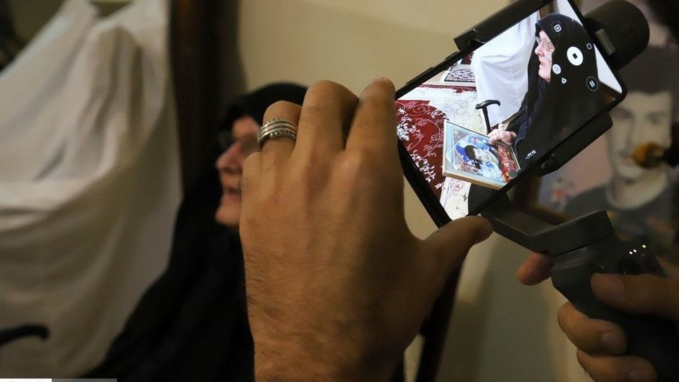 پایان ۳۳ سال چشم انتظاری مادر«شهید آقالر» پایان ۳۳ سال چشم انتظاری مادر«شهید آقالر»