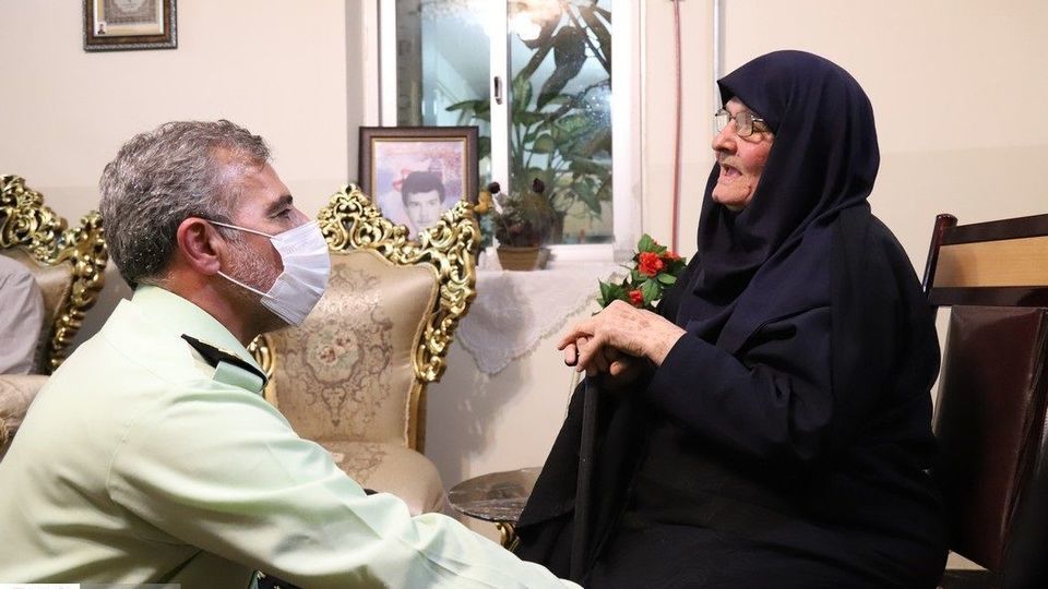 پایان ۳۳ سال چشم انتظاری مادر«شهید آقالر» پایان ۳۳ سال چشم انتظاری مادر«شهید آقالر»