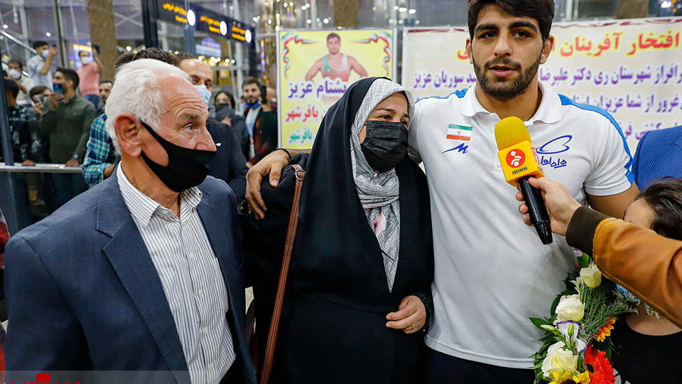 بازگشت تیم ملی کشتی فرنگی بازگشت تیم ملی کشتی فرنگی