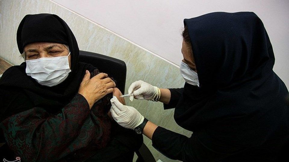 آمار کرونا در ایران: 165 فوتی جدید کرونا در کشور / تزریق بیش از یک میلیون دز واکسن در شبانه‌روز گذشته