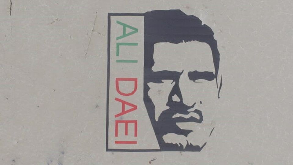 تصویر علی دایی در کویر سیرجان ثبت شد تصویر علی دایی در کویر سیرجان ثبت شد