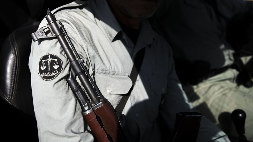 تخریب کوخههای هورالعظیم توسط محیطبانان - خوزستان تخریب کوخههای هورالعظیم توسط محیطبانان - خوزستان