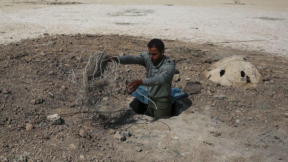 تخریب کوخههای هورالعظیم توسط محیطبانان - خوزستان تخریب کوخههای هورالعظیم توسط محیطبانان - خوزستان