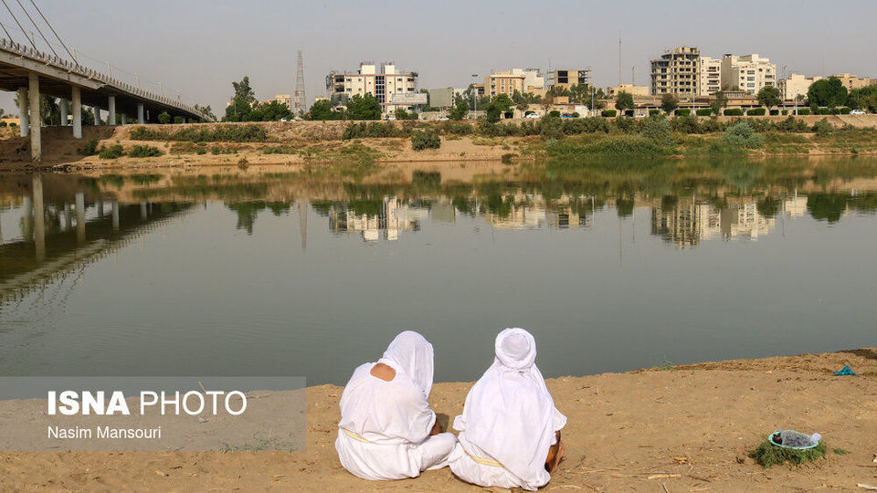 مراسم عید دهوا حنینا (عید کوچک) منداییان در ساحل کارون مراسم عید دهوا حنینا (عید کوچک) منداییان در ساحل کارون