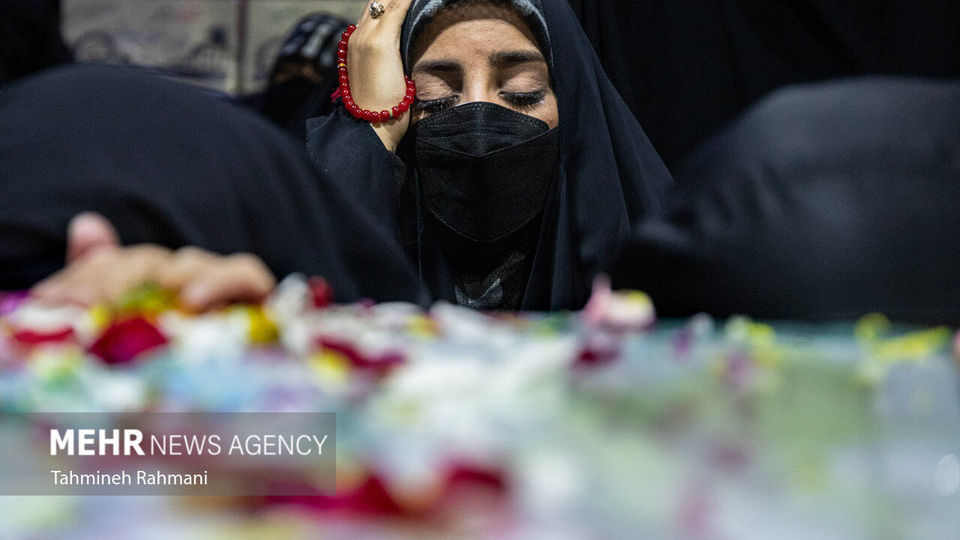 مراسم وداع با پیکراولین بانوی تفحص شده ،شهید فاطمه اسدی مراسم وداع با پیکراولین بانوی تفحص شده ،شهید فاطمه اسدی