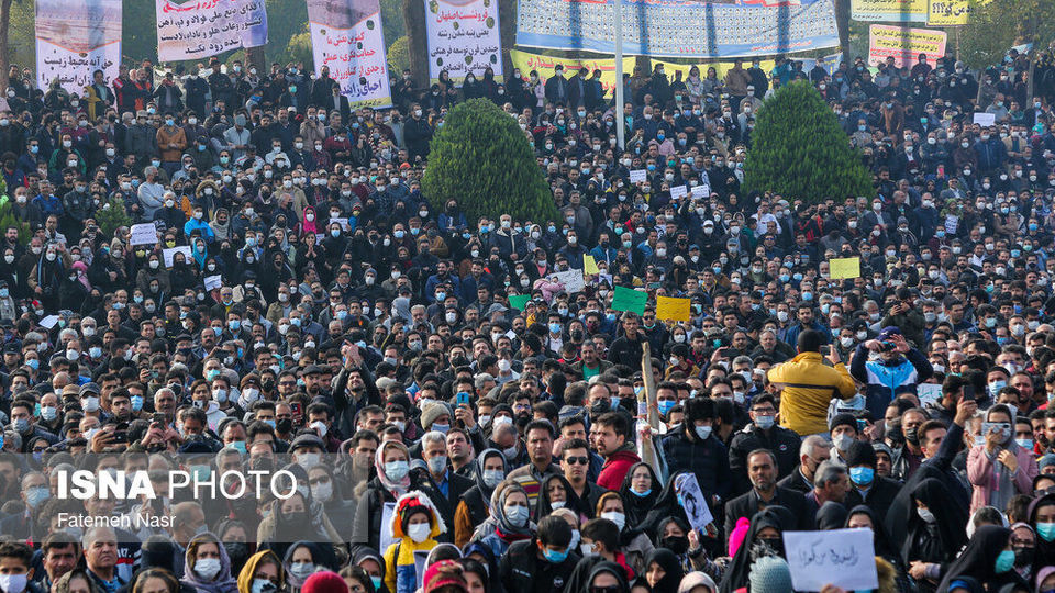 تجمعات اعتراضی مردم و کشاورزان اصفهان تجمعات اعتراضی مردم و کشاورزان اصفهان