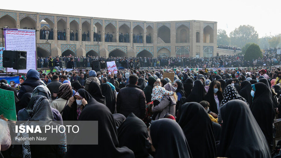 تجمعات اعتراضی مردم و کشاورزان اصفهان تجمعات اعتراضی مردم و کشاورزان اصفهان