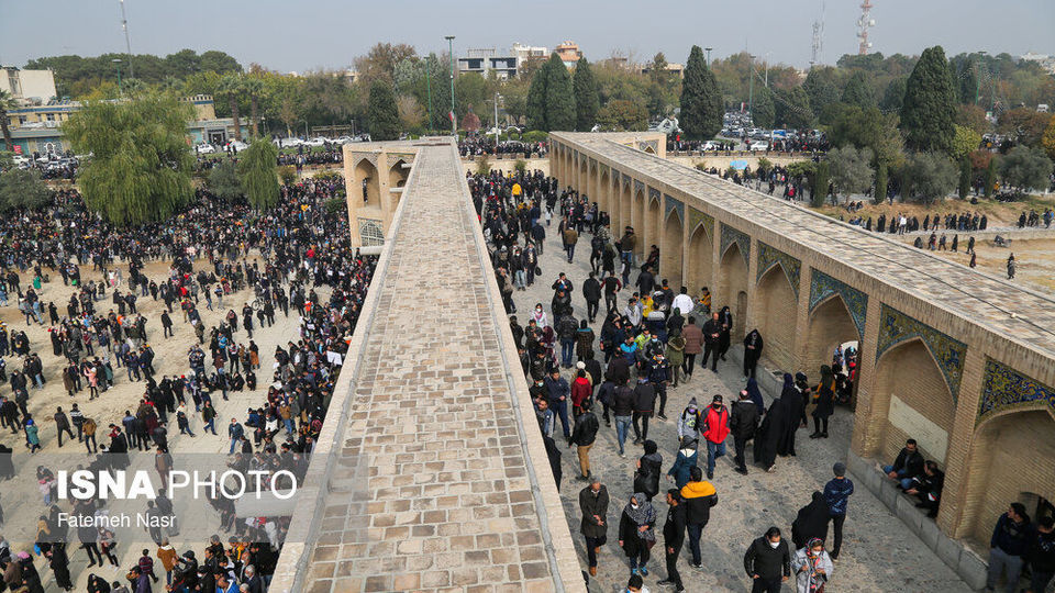 تجمعات اعتراضی مردم و کشاورزان اصفهان تجمعات اعتراضی مردم و کشاورزان اصفهان