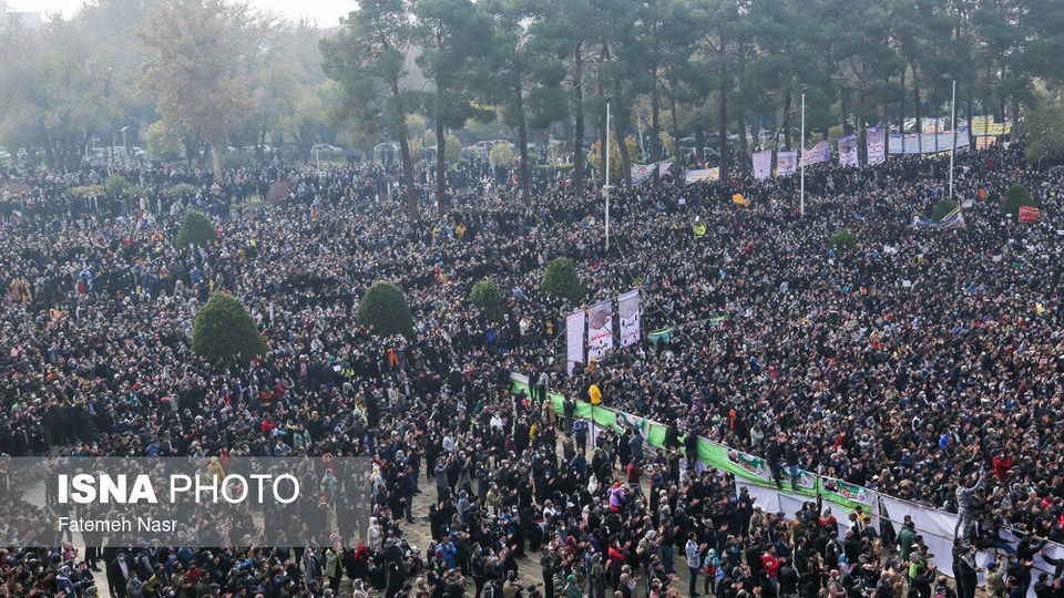 تجمعات اعتراضی مردم و کشاورزان اصفهان تجمعات اعتراضی مردم و کشاورزان اصفهان