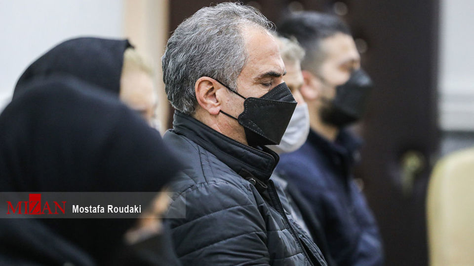 آخرین تلاشها برای جلب رضایت خانواده غزاله شکور و عفو آرمان عبدالعالی آخرین تلاشها برای جلب رضایت خانواده غزاله شکور و عفو آرمان عبدالعالی