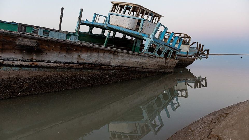 گورستان لنجها بندر عامری گورستان لنجها بندر عامری