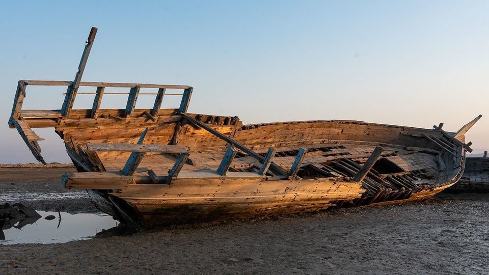 گورستان لنجها بندر عامری گورستان لنجها بندر عامری