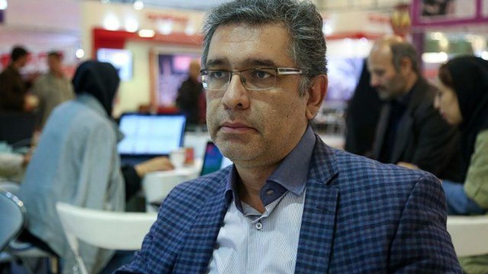 ابوالفتح: اگر قرار باشد اقتصاد ایران از تحریم بیرون نیاید چرا توافق کنیم!