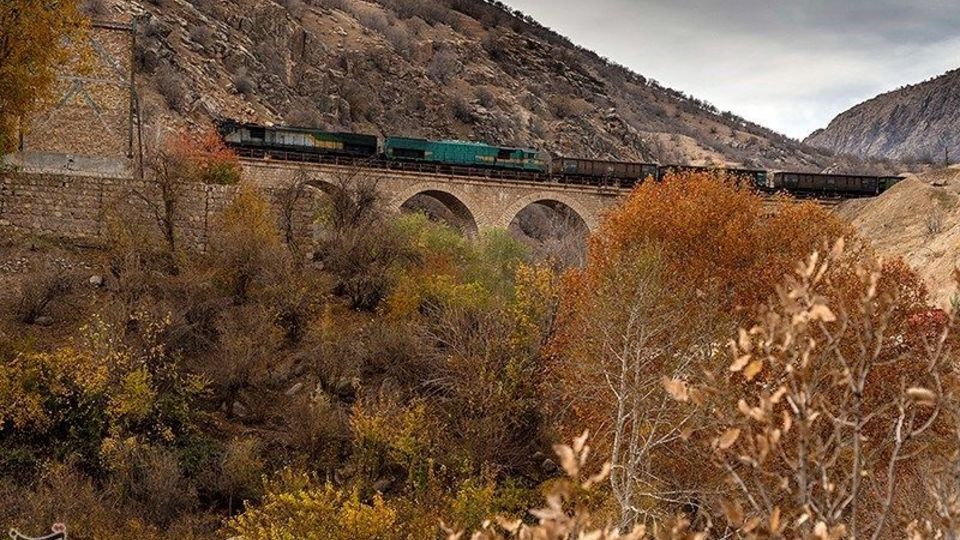 ایستگاه راه آهن و آبشار بیشه - خرم آباد ایستگاه راه آهن و آبشار بیشه - خرم آباد