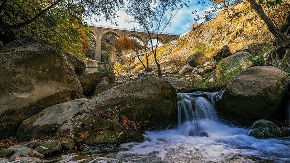 ایستگاه راه آهن و آبشار بیشه - خرم آباد ایستگاه راه آهن و آبشار بیشه - خرم آباد