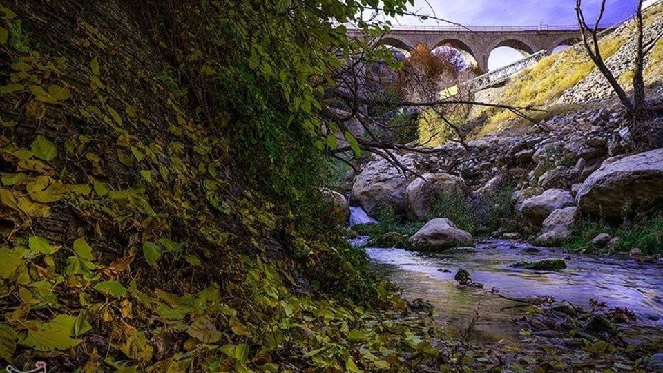 ایستگاه راه آهن و آبشار بیشه - خرم آباد ایستگاه راه آهن و آبشار بیشه - خرم آباد