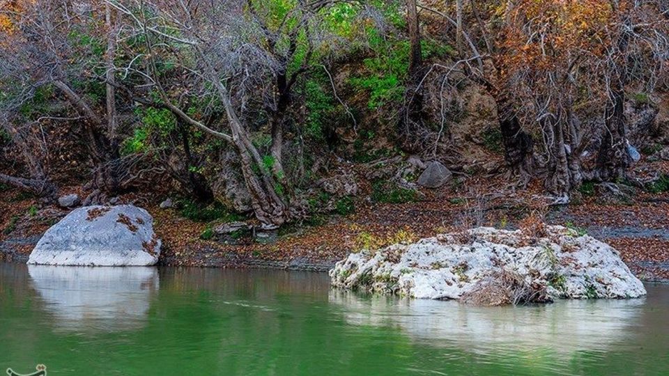 ایستگاه راه آهن و آبشار بیشه - خرم آباد ایستگاه راه آهن و آبشار بیشه - خرم آباد