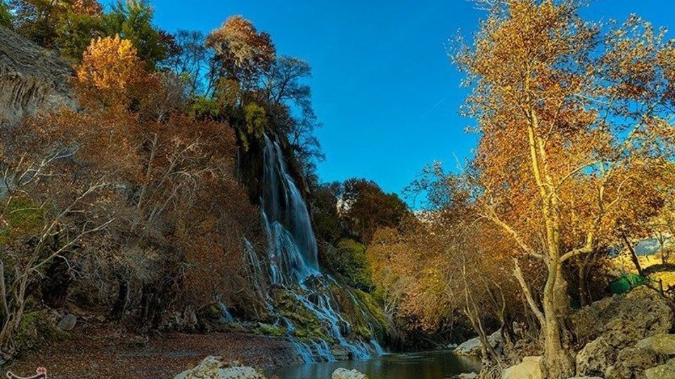 ایستگاه راه آهن و آبشار بیشه - خرم آباد ایستگاه راه آهن و آبشار بیشه - خرم آباد