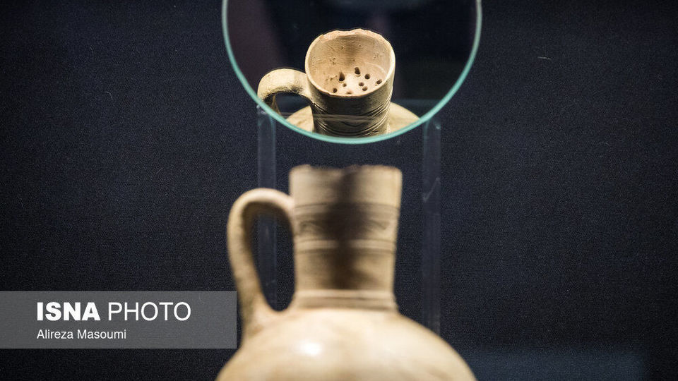 نمایش دستاوردهای معدنکاوی ایران و آلمان در موزه ملی نمایش دستاوردهای معدنکاوی ایران و آلمان در موزه ملی