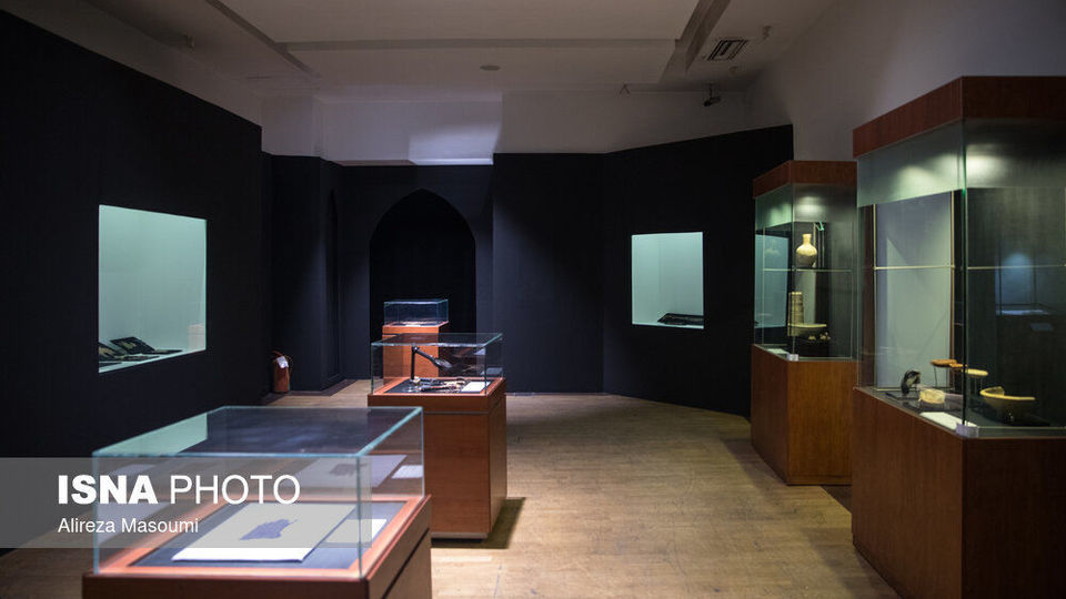 نمایش دستاوردهای معدنکاوی ایران و آلمان در موزه ملی نمایش دستاوردهای معدنکاوی ایران و آلمان در موزه ملی