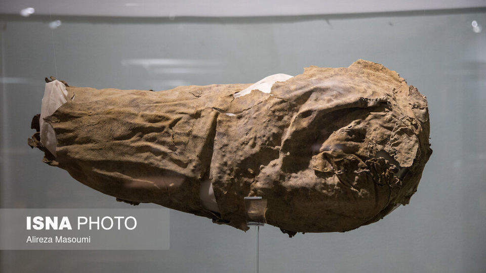 نمایش دستاوردهای معدنکاوی ایران و آلمان در موزه ملی نمایش دستاوردهای معدنکاوی ایران و آلمان در موزه ملی