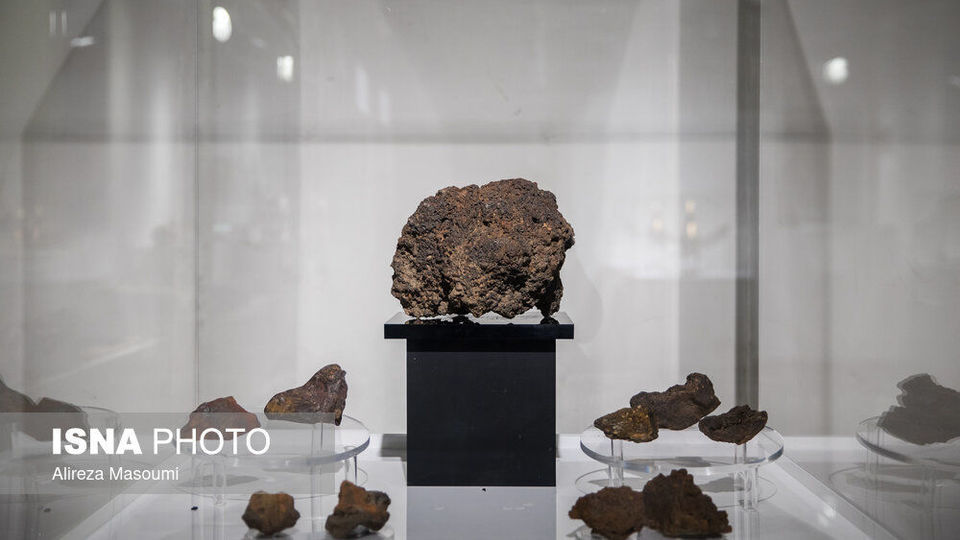 نمایش دستاوردهای معدنکاوی ایران و آلمان در موزه ملی نمایش دستاوردهای معدنکاوی ایران و آلمان در موزه ملی