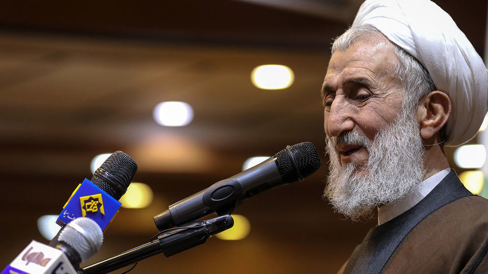 دیدگاه امام جمعه موقت تهران درباره اثرات تحریم‌ها