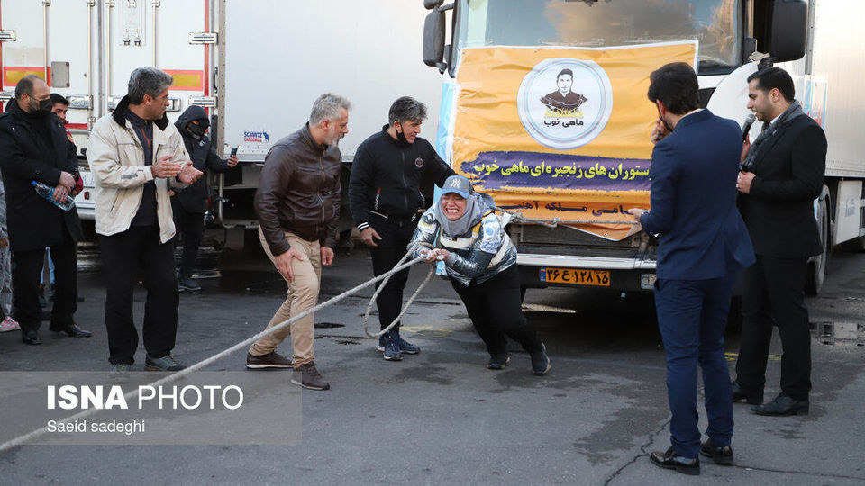 رکوردشکنی گیتی موسوی، قویترین زن جهان در تبریز رکوردشکنی گیتی موسوی، قویترین زن جهان در تبریز