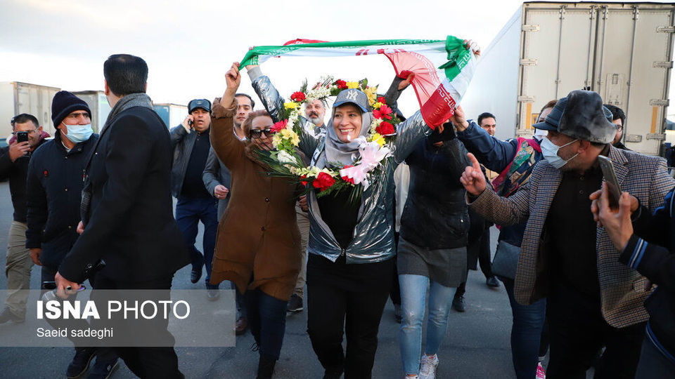 رکوردشکنی گیتی موسوی، قویترین زن جهان در تبریز رکوردشکنی گیتی موسوی، قویترین زن جهان در تبریز