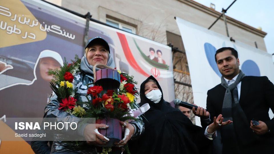 رکوردشکنی گیتی موسوی، قویترین زن جهان در تبریز رکوردشکنی گیتی موسوی، قویترین زن جهان در تبریز