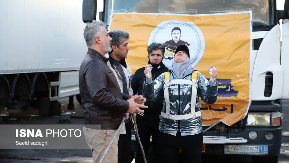 رکوردشکنی گیتی موسوی، قویترین زن جهان در تبریز رکوردشکنی گیتی موسوی، قویترین زن جهان در تبریز