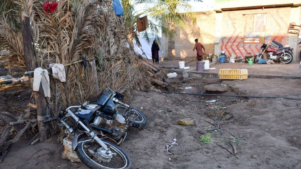 زندگی پس از سیل - کرمان زندگی پس از سیل - کرمان