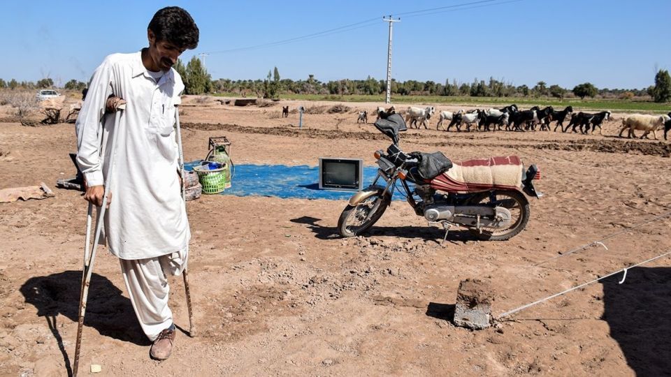 زندگی پس از سیل - کرمان زندگی پس از سیل - کرمان