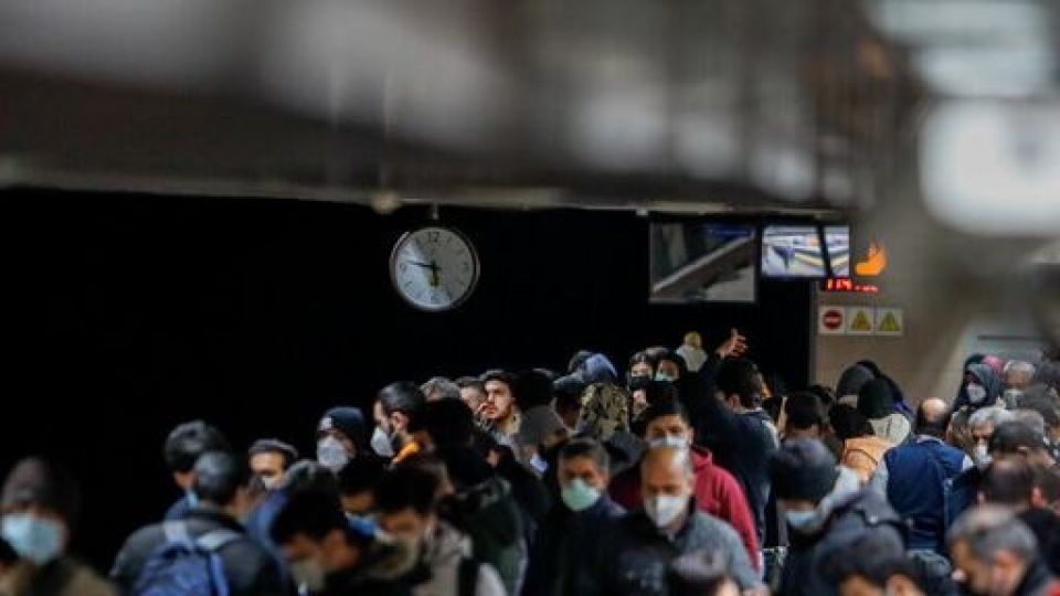 استفاده 55درصدی از ماسک در شرایط اُمیکرونی / 6 چالش پرخطرِ کرونایی در مدارس