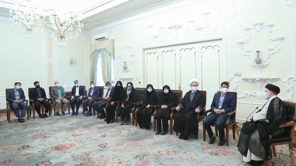 دیدار نوروزی مقامات کشوری و لشکری با رئیسجمهور دیدار نوروزی مقامات کشوری و لشکری با رئیسجمهور