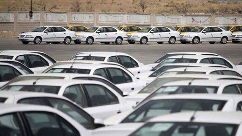 مقدمات واگذاری دو خودروسازی کشور به بخش خصوصی در دست انجام است