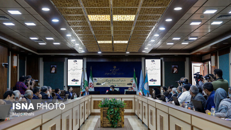 مراسم اعطای شناسنامه بینالمللی خودروی تاریخی به پیکان مراسم اعطای شناسنامه بینالمللی خودروی تاریخی به پیکان