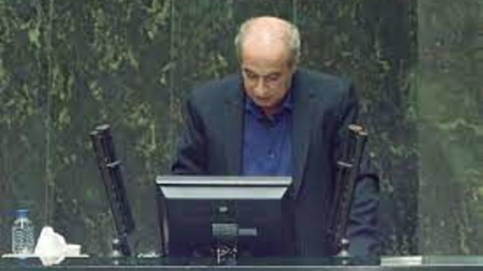 بیمه همگانی، تعرفه گذاری پرستاری و مهار کرونا، سه اقدام بنیادی دکتر عین اللهی است